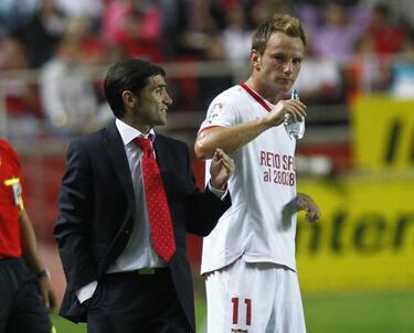 Michel: "Messi is not Batman like Sampaoli says...but almost"