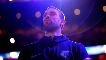 BOSTON, MA - JANUARY 18:  Marc Gasol #33 of the Memphis Grizzlies looks on before a game against the Boston Celtics at TD Garden on January 18, 2019 in Boston, Massachusetts. NOTE TO USER: User expressly acknowledges and agrees that, by downloading and or using this photograph, User is consenting to the terms and conditions of the Getty Images License Agreement. (Photo by Adam Glanzman/Getty Images)
