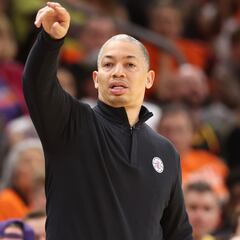 Why did Los Angeles Clippers head coach Ty Lue calls the team ‘soft?’