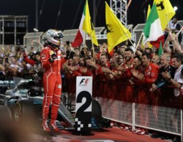 Sebastian Vettel celebra la victoria. 