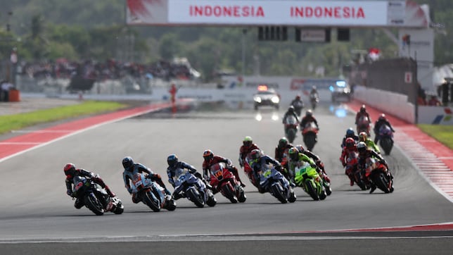 Un increíble Bezzecchi deja a Aldeguer con la miel en los labios