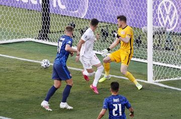 Ferran Torres- cheeky backheel for Spain against Slovakia at Euro 2020.