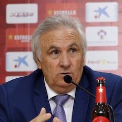 El Real Murcia sigue esperando a un inversor