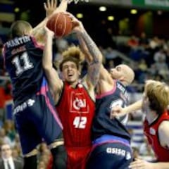 El Estudiantes se hunde ante el CAI tras forzar dos prórrogas