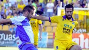 <b>MARCÓ. </b>Rubén Sanz, durante el partido contra el Sabadell.