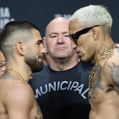 Here’s how much money Ilia Topuria and Charles Oliveira will make for the UFC 317 main fight