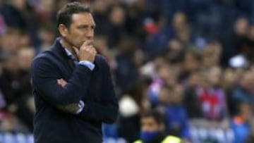 Eusebio quita la sanción a Vela: "Tenerle es lo mejor"