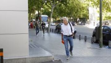 Vecchi y Mauri, en el Bernabéu para rescindir sus contratos