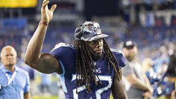 NASHVILLE, TENNESSEE - AUGUST 20: Derrick Henry #22 of the Tennessee Titans walks off the field and waves to the fans after a preseason game against the Tampa Bay Buccaneers at Nissan Stadium on August 20, 2022 in Nashville, Tennessee. The Titans defeated the Buccaneers 13-3.   Wesley Hitt/Getty Images/AFP
== FOR NEWSPAPERS, INTERNET, TELCOS & TELEVISION USE ONLY ==