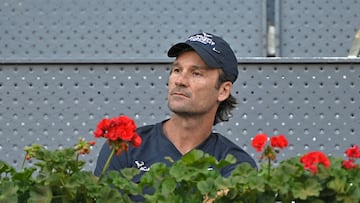 Carlos Moya asiste al encuentro entre Carlos Alcaraz y Cameron Norrie.