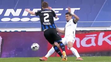 Daniel Mu&ntilde;oz comete penalti en victoria del Genk sobre el Brujas