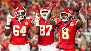 Los Kansas CIty Chiefs sumaron su octavo triunfo del año al vencer en Monday Night a Buccaneers en tiempos extras.