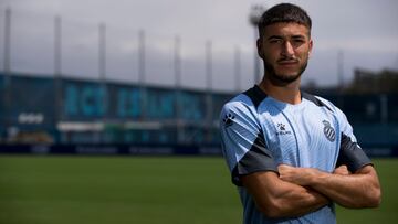 Óscar GIl, posa en la Ciudad Deportiva.