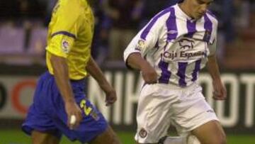 <b>EL ESTRENO. </b>Óscar debutó el 7 de octubre de 2001 con el Valladolid en Zorrilla ante Las Palmas.