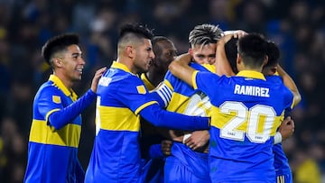 BUENOS AIRES, ARGENTINA - JULY 24: Marcos Rojo (C) of Boca Juniors celebrates with teammates after scoring the second goal of his team during a match between Boca Juniors and Estudiantes La Plata as part of Liga Profesional 2022 at Estadio Alberto J. Armando on July 24, 2022 in Buenos Aires, Argentina. (Photo by Marcelo Endelli/Getty Images)