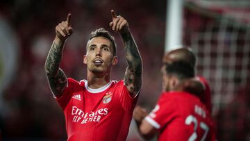 Grimaldo celebra su gol ante el Maccabi Haifa