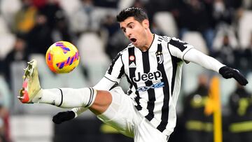 Soccer Football - Serie A - Juventus v Genoa - Allianz Stadium, Turin, Italy - December 5, 2021 Juventus&#039; Alvaro Morata in action REUTERS/Massimo Pinca