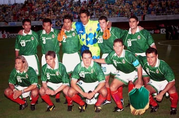 Imagen del equipo mexicano que jugó la Copa América de 1999, en la que consiguió el tercer lugar.