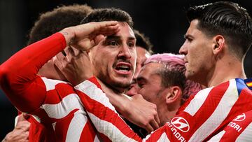 Giménez celebra su gol contra el Real Madrid.