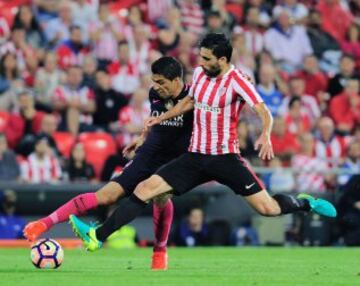 Luis Suarez  y Eneko Boveda 