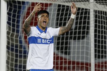 Es el mejor defensor central del Torneo Nacional. Ha participado en las últimas nóminas de Lasarte, pero sin sumar minutos.
