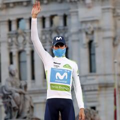 "Enric Mas ha madurado y este año ha ganado en seguridad"