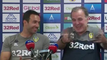 ¡Bielsa explicó durante 5' por qué no podía responder una pregunta!