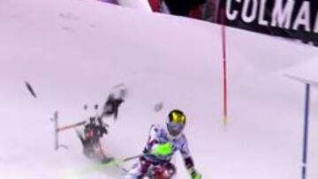 Marcel Hirscher estuvo a punto de ser impactado por un dron.