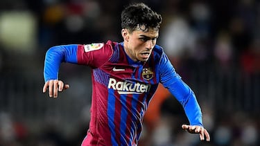 Donde no se ve nada, Pedri 'Potter' enciende la luz