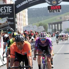 Daniel Freitas gana la segunda etapa y es líder del GP Torres Vedras