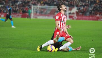 El Almería no consigue derrumbar la muralla del Lugo