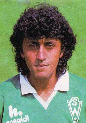 El 'Pistola' fue un jugador ícono de Wanderers en la década de los 90. Ascendió en 1995 a Primera División.