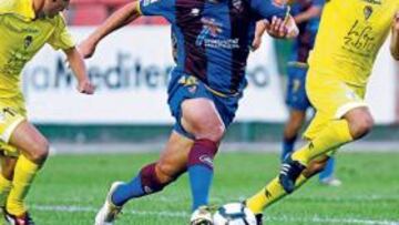 <b>EN EL AIRE. </b>Javi Gracia podría realizar modificaciones en el once inicial que puso en liza en las dos primeras jornadas de Liga.