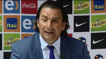 La férrea defensa de Pizzi a su 'regalón' Eduardo Vargas