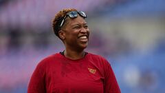 BALTIMORE, MD - AUGUST 27: Assistant running backs coach Jennifer King of the Washington Commanders reacts before the preseason game against the Baltimore Ravens at M&T Bank Stadium on August 27, 2022 in Baltimore, Maryland.   Scott Taetsch/Getty Images/AFP
== FOR NEWSPAPERS, INTERNET, TELCOS & TELEVISION USE ONLY ==