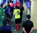 James fue a por el árbitro en el túnel de vestuarios
