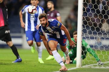 Atlético de Madrid: Fichado en verano de 2019
Oporto: 2016-19