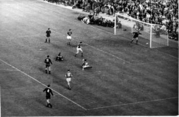 España ganó su primera Eurocopa en 1964 gracias a un gol de Marcelino en la final ante la URSS.