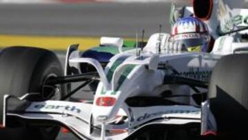 <b>POSIBLE COMPRADOR.</b> Los últimos rumores sobre el futuro de Honda en la fórumla uno apuntan a que Virgin, compañía de viajes y entretenimiento, podría hacerse cargo de la escudería.