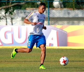 Primer entrenamiento de la Selección pensando en Bolivia