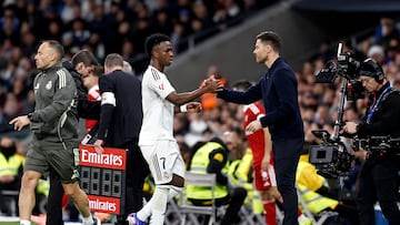 20/12/25 PARTIDO PRIMERA DIVISION JORNADA 17
REAL MADRID - SEVILLA
VINICIUS CAMBIO SUSITUCION PITOS PITADA AFICIONADOS SEGUIDORES SALUDO XABI ALONSO