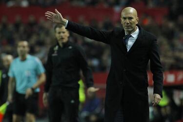 Real Madrid finish their record consecutive unbeaten run at 40