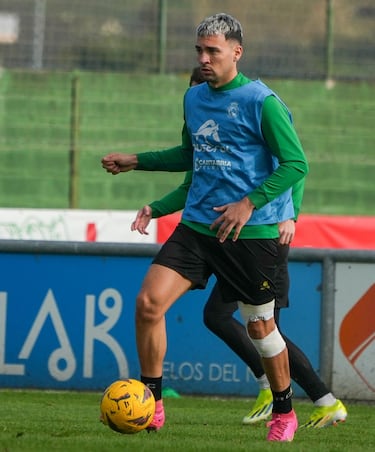 Convocatoria del Racing: sin Iñigo Vicente, pero con los fichajes y Arana