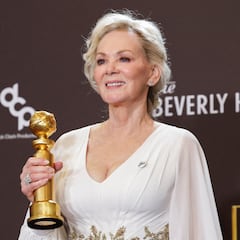 Celebrities protest against ICE on the red carpet at the 2026 Golden Globe Awards