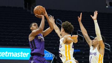 Jul 5, 2022; San Francisco, CA, USA; Sacramento Kings forward Keegan Murray (13) shoots against Los Angeles Lakers guards Javante McCoy (46) and Scotty Pippen Jr. (1) during the third quarter at the California Summer League at Chase Center Mandatory Credit: Darren Yamashita-USA TODAY Sports