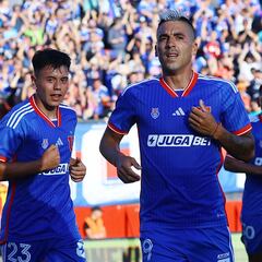 Es la gran promesa de la U y tuvo su debut con 17 años: “Vi a mi mamá llorar y me emocioné”