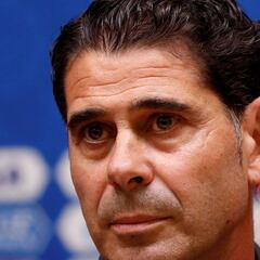 ¿Quién es Fernando Hierro, el nuevo director deportivo de Chivas?