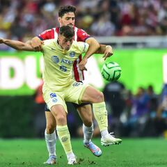 Federico Viñas sería baja del América para el partido de vuelta ante Chivas