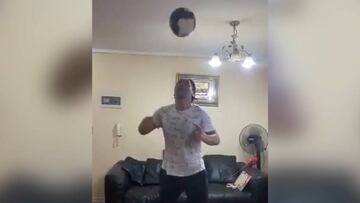 ¡Kalule Challenge! El ex volante mostró su destreza con el balón