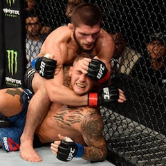 Khabib sigue siendo el rey tras someter a Poirier en el UFC 242
